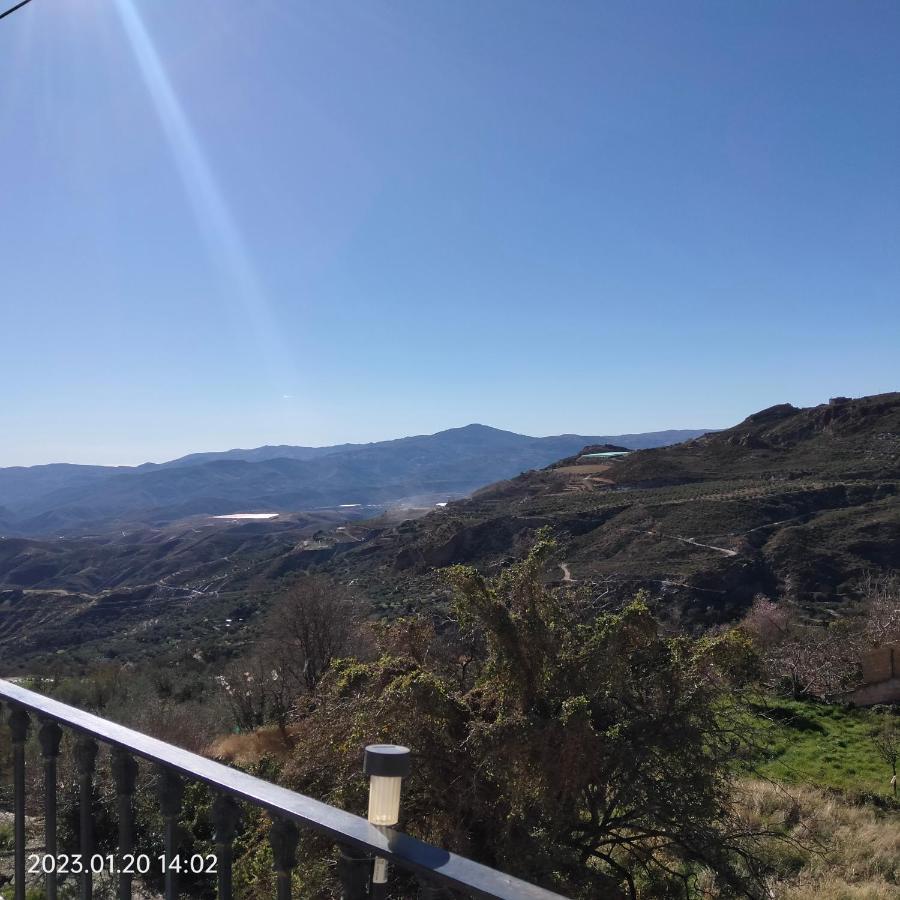 Apartamento Vacacional En La Alpujarra Laroles Zewnętrze zdjęcie